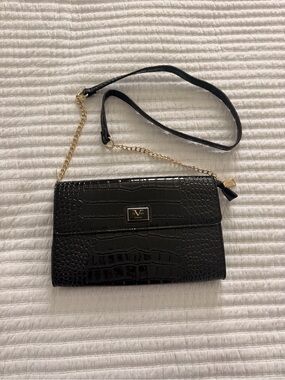 19V69 Italia Black Croc-Embossed Chain Strap Crossbody